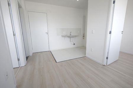 Apartamento para alugar com 34m², 2 quartos e sem vaga Apartamento para alugar com 34m², 2 quartos e sem vagaSala