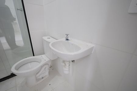 Apartamento para alugar com 34m², 2 quartos e sem vaga Apartamento para alugar com 34m², 2 quartos e sem vagaBanheiro