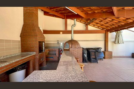 Apartamento à venda com 74m², 2 quartos e 1 vagaChurrasqueira