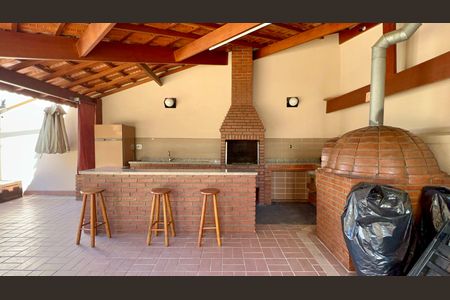 Apartamento à venda com 74m², 2 quartos e 1 vagaChurrasqueira