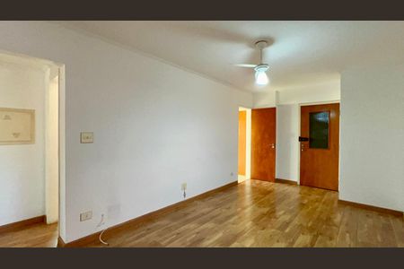 Apartamento à venda com 74m², 2 quartos e 1 vagaSala