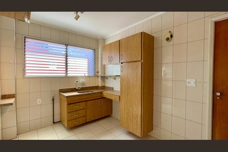 Apartamento à venda com 74m², 2 quartos e 1 vagaCozinha