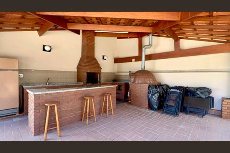Apartamento à venda com 74m², 2 quartos e 1 vagaChurrasqueira