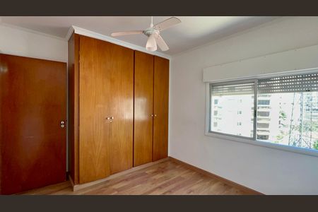 Apartamento à venda com 74m², 2 quartos e 1 vagaQuarto 2