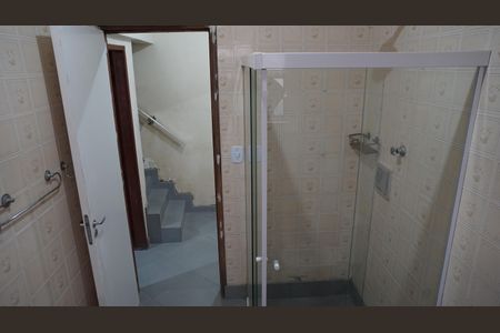 Casa à venda com 250m², 2 quartos e 1 vagaBanheiro 1