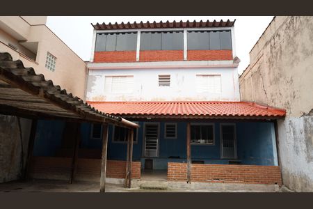Casa à venda com 250m², 2 quartos e 1 vagaQuintal