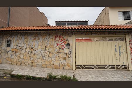 Casa à venda com 250m², 2 quartos e 1 vagaFachada
