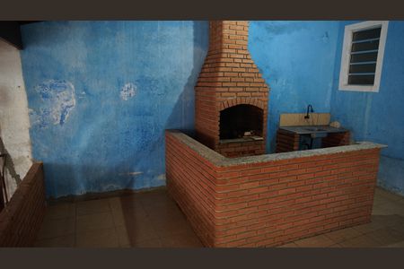 Casa à venda com 250m², 2 quartos e 1 vagaChurrasqueira