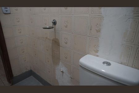 Casa à venda com 250m², 2 quartos e 1 vagaBanheiro 2