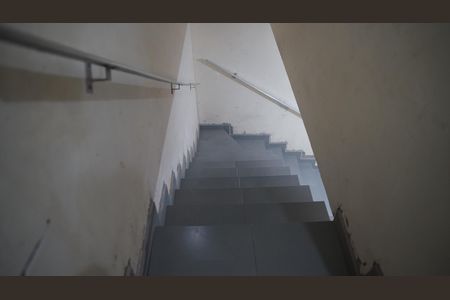 Casa à venda com 250m², 2 quartos e 1 vagaEscada