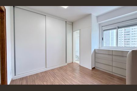 Apartamento à venda com 63m², 2 quartos e 2 vagasSuíte