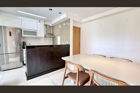 Apartamento à venda com 63m², 2 quartos e 2 vagasSala