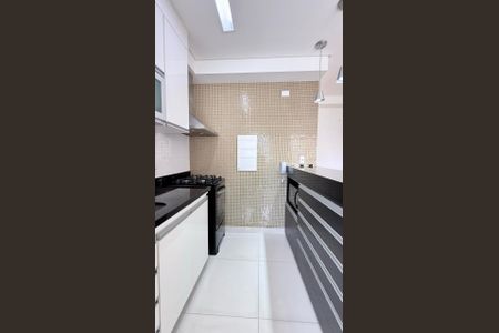 Apartamento à venda com 63m², 2 quartos e 2 vagasCozinha