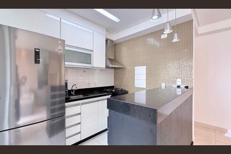 Apartamento à venda com 63m², 2 quartos e 2 vagasCozinha