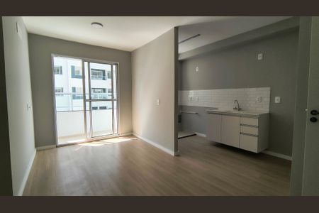 Sala de apartamento para alugar com 2 quartos, 50m² em Recreio dos Bandeirantes, Rio de Janeiro