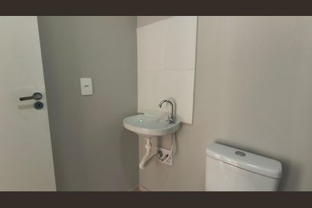 Apartamento para alugar com 50m², 2 quartos e sem vagaBanheiro 