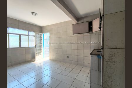 Casa para alugar com 96m², 2 quartos e sem vaga