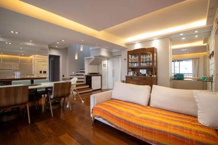 Apartamento à venda com 222m², 3 quartos e 3 vagasFoto 02