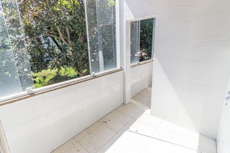 Apartamento à venda com 79m², 2 quartos e 1 vagaÁrea de Serviço