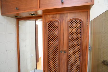 Apartamento para alugar com 180m², 3 quartos e 2 vagasBanheiro Social