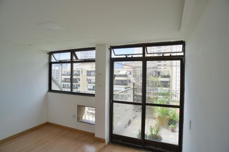 Apartamento para alugar com 180m², 3 quartos e 2 vagasQuarto 