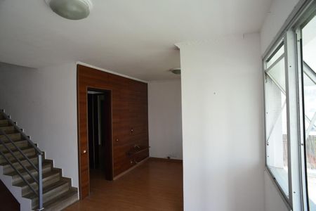 Apartamento para alugar com 180m², 3 quartos e 2 vagasSala