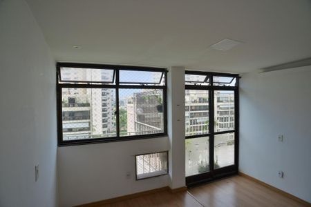 Apartamento para alugar com 180m², 3 quartos e 2 vagasQuarto