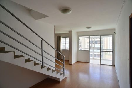 Sala de apartamento para alugar com 3 quartos, 180m² em Barra da Tijuca, Rio de Janeiro