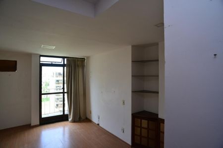 Apartamento para alugar com 180m², 3 quartos e 2 vagasSuíte 