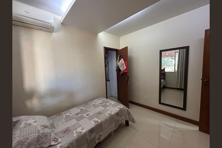 Casa à venda com 473m², 5 quartos e 3 vagasSuíte 2