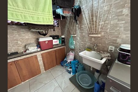 Casa à venda com 473m², 5 quartos e 3 vagasÁrea de Serviço