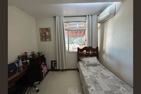 Casa à venda com 473m², 5 quartos e 3 vagasSuíte 2