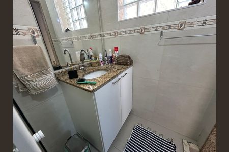 Casa à venda com 473m², 5 quartos e 3 vagasBanheiro da Suíte 1