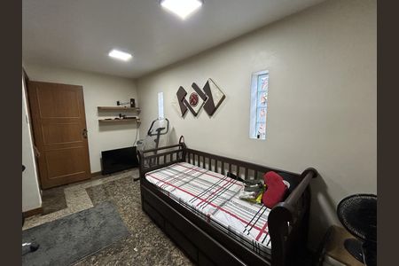 Casa à venda com 473m², 5 quartos e 3 vagasEscritório