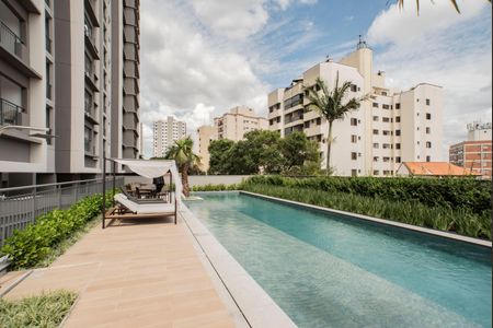Apartamento à venda com 69m², 2 quartos e 1 vagaÁrea comum - Piscina