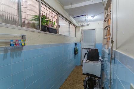 Apartamento à venda com 113m², 3 quartos e 1 vagaÁrea de Serviço