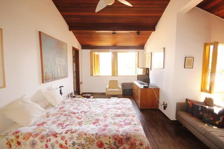 Casa à venda com 267m², 4 quartos e 3 vagasquarto 4