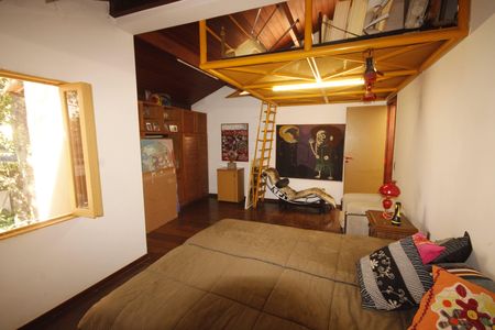Casa à venda com 267m², 4 quartos e 3 vagasquarto 3