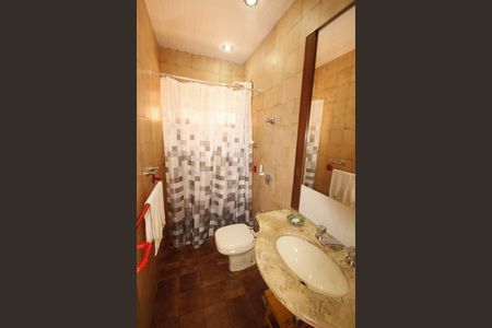 Casa à venda com 267m², 4 quartos e 3 vagasbanheiro 1