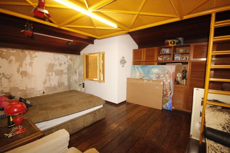 Casa à venda com 267m², 4 quartos e 3 vagasquarto 3
