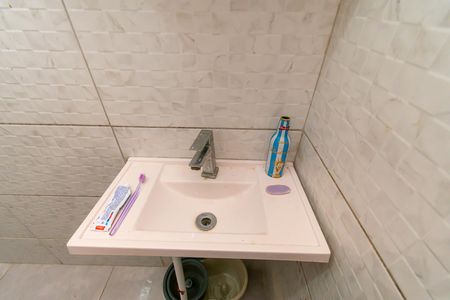 Casa à venda com 110m², 4 quartos e 1 vagaBanheiro 2