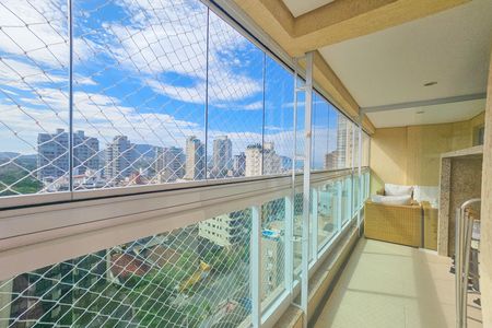 Apartamento para alugar com 116m², 3 quartos e 2 vagas