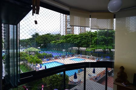 Varanda de apartamento à venda com 3 quartos, 126m² em Barra da Tijuca, Rio de Janeiro