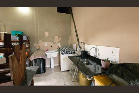 Casa à venda com 250m², 2 quartos e 10 vagas