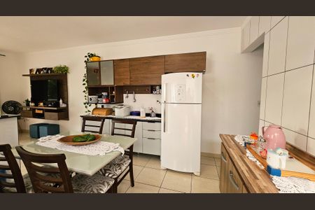 Casa à venda com 250m², 2 quartos e 10 vagas