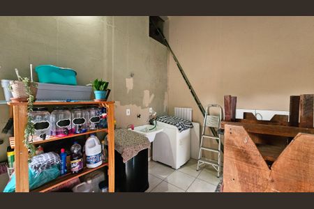 Casa à venda com 250m², 2 quartos e 10 vagas