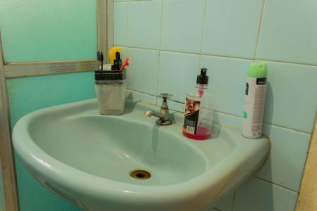 Casa à venda com 196m², 4 quartos e 2 vagasBanheiro