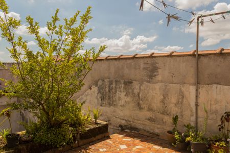 Casa à venda com 196m², 4 quartos e 2 vagasQuintal 