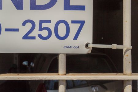 Casa à venda com 196m², 4 quartos e 2 vagasPlaca