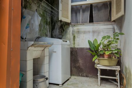 Casa à venda com 196m², 4 quartos e 2 vagasÁrea de Serviço